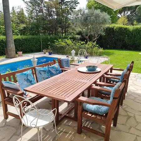 Provencal Sttropez Ramatuelle Pampelonne *